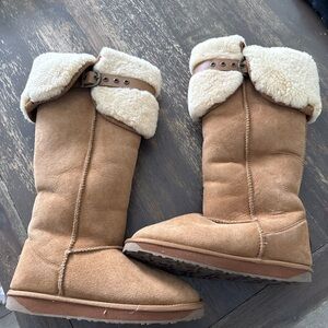 Emu Tan Winter Boots with Cream Fur
